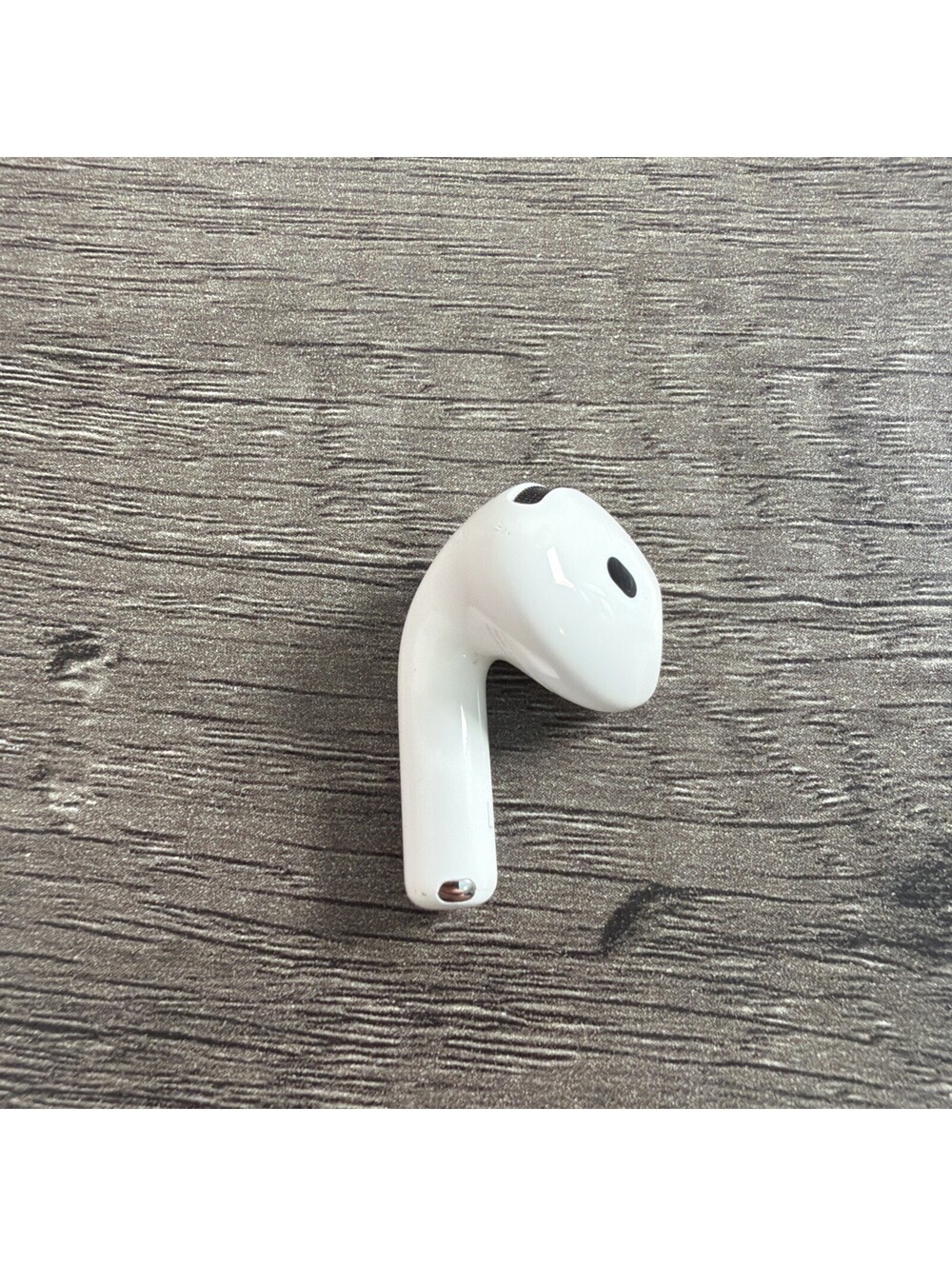 Apple Airpods 4th gen Left Earbud Only A3053 Tested Genuine